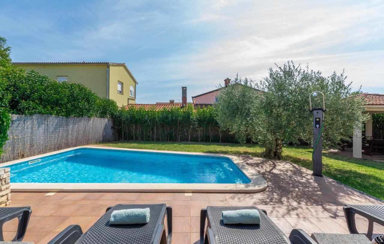 Villa Lucas Novigrad Istria Exterior foto